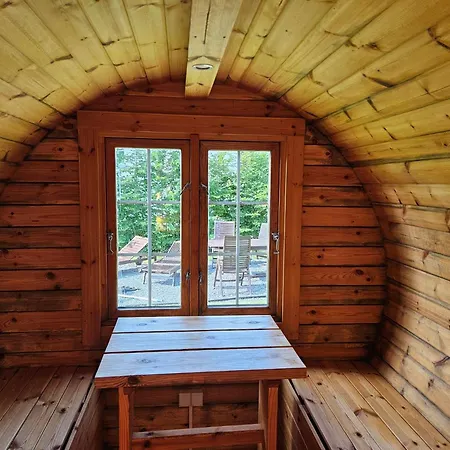 - Caravan Place